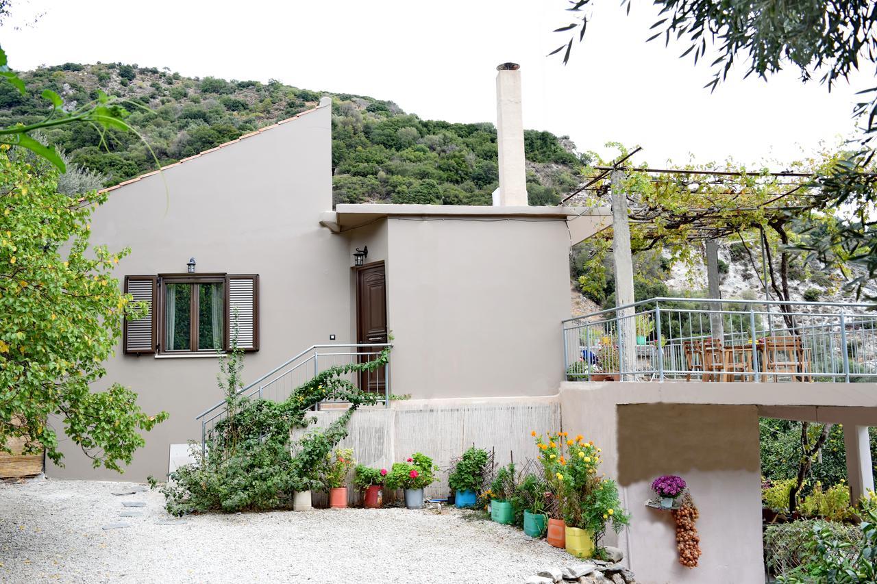 Villa Portreto Kambanos 外观 照片